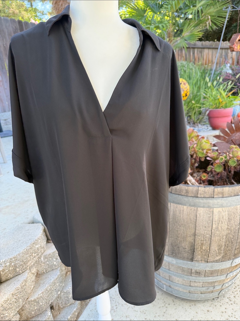 CAbi Black V-Neck Collared Short Sleeve Blouse